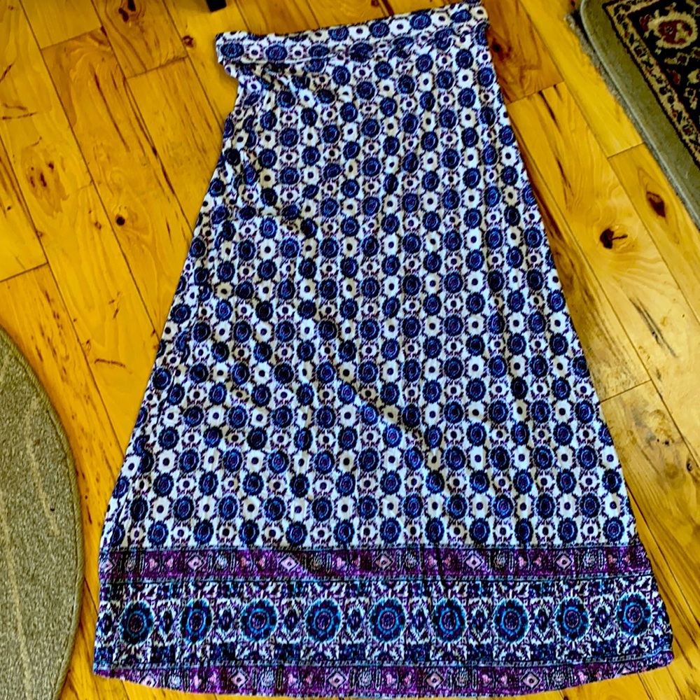 Loveappella Paisley Maxi Skirt